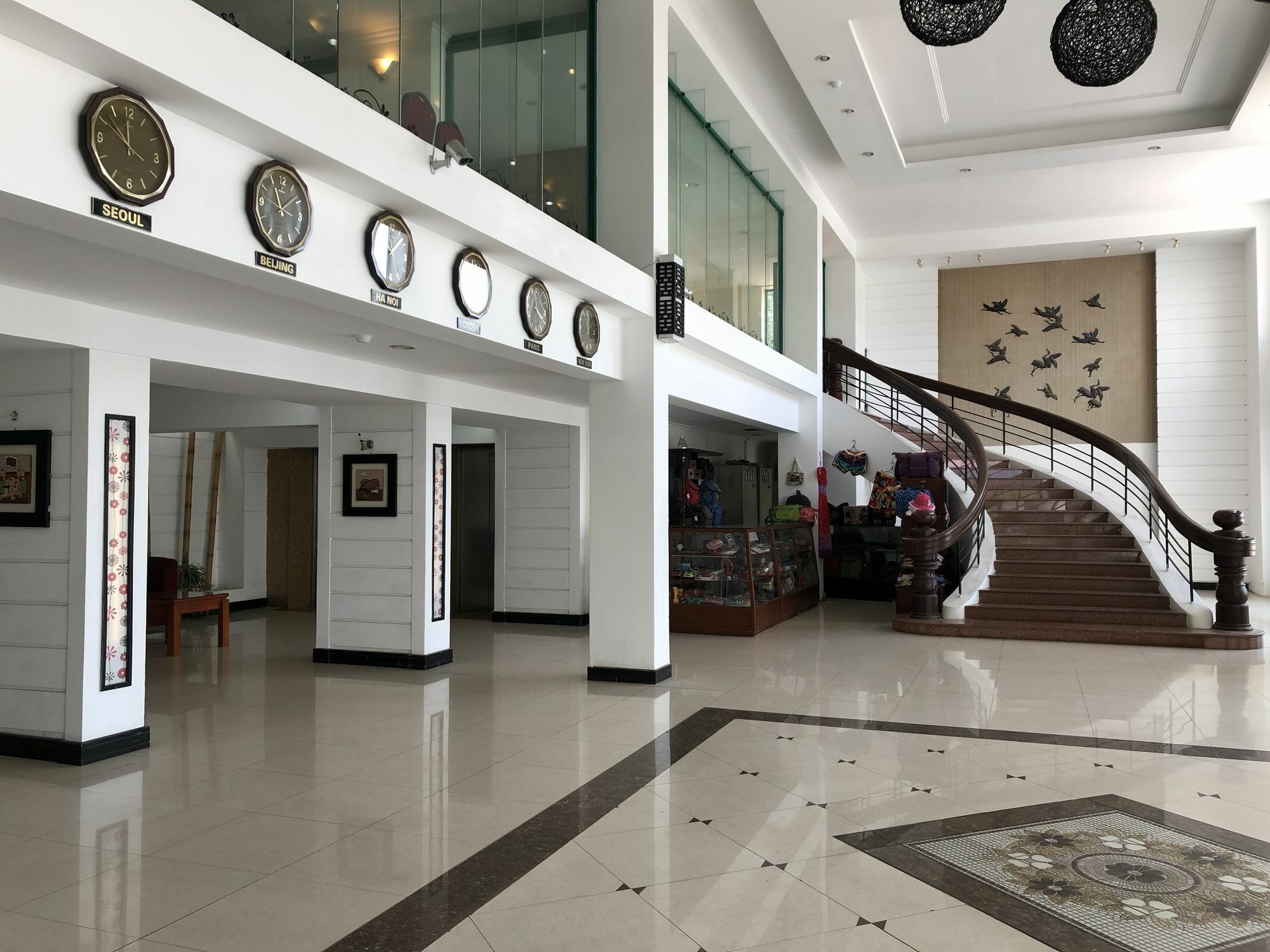 Bmc Thang Long Ha Long Exteriér fotografie